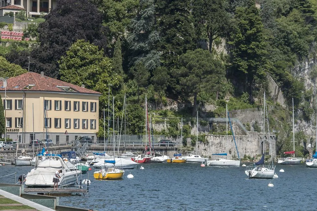 Appartement Cavour 51 à Lecco