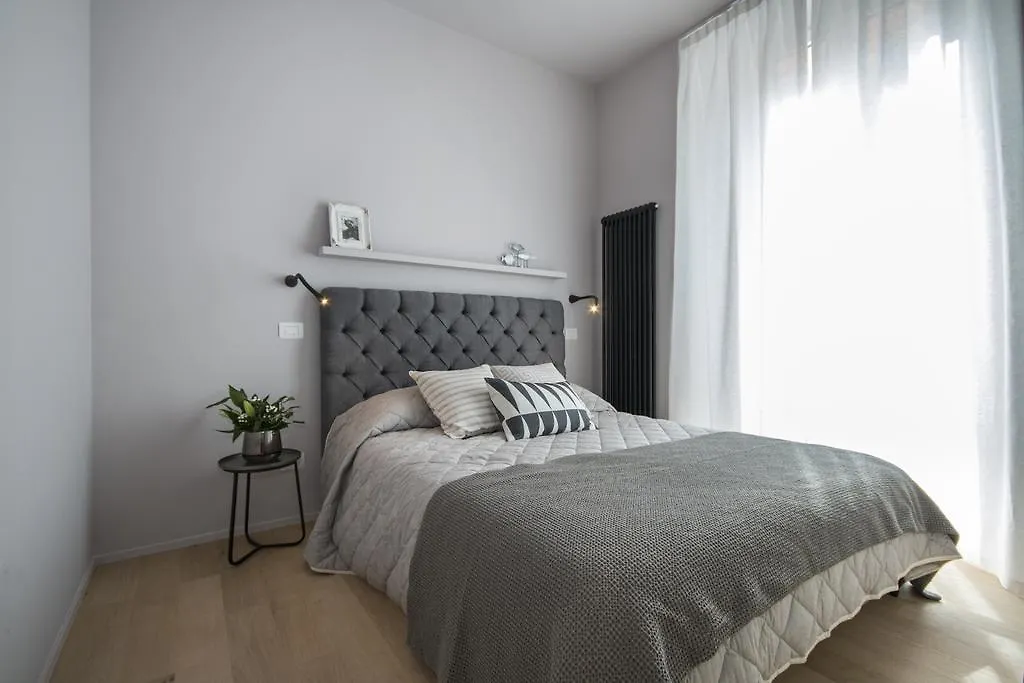 Apartament Cavour 51 Lecco